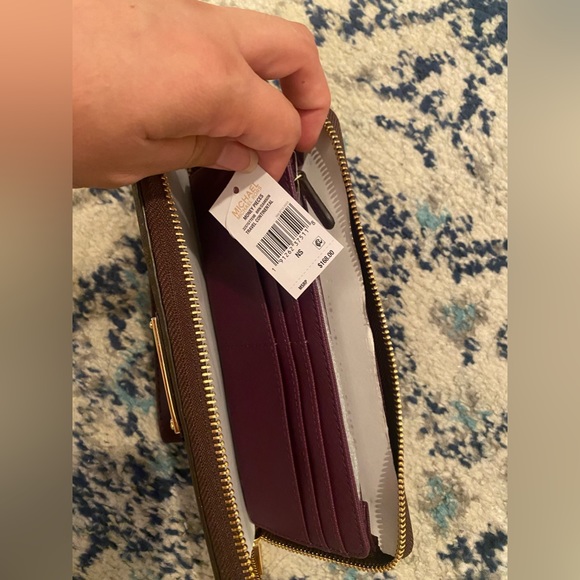 MK Travel Continental - Picture 3 of 11